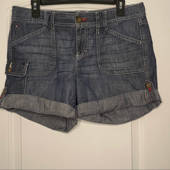 Tommy Hilfiger Boyfriend Style Rolled Up Cuffed Hem Denim Blue Jean Shorts - Picture 1 of 4